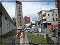 2014-03-25 12-16-07進入整修中的鐵道藝術村.JPG